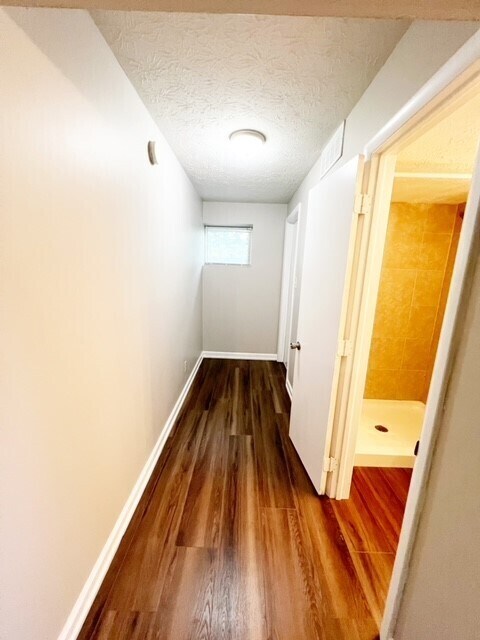 Building Photo - 3433 Maura Ln