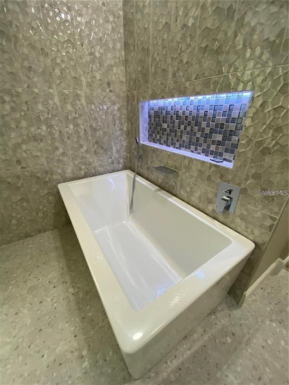 Building Photo - 4513 Tuscana Dr