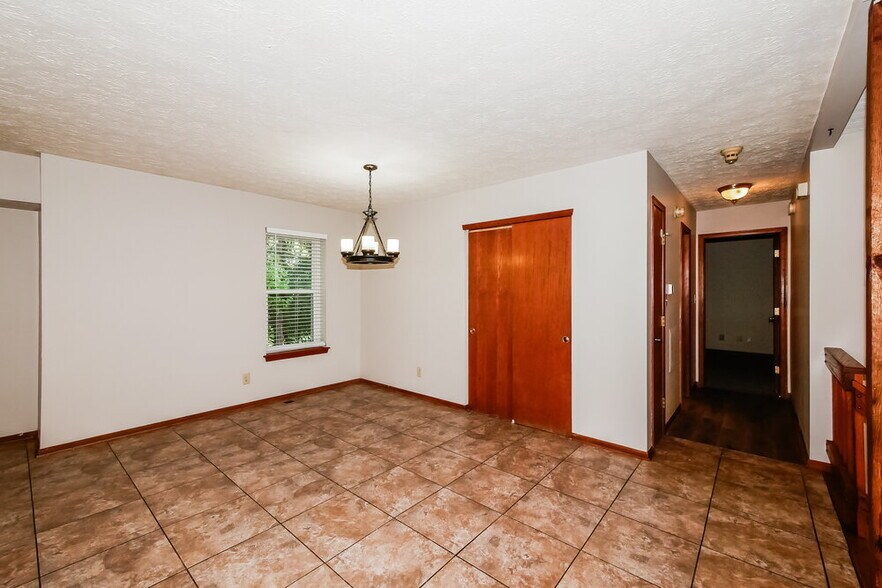 Building Photo - 1750 Catalano Dr