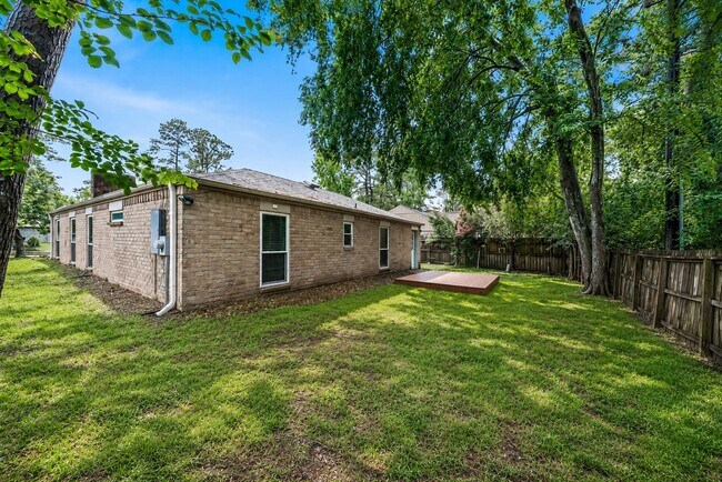 Building Photo - 17734 Seven Pines Dr