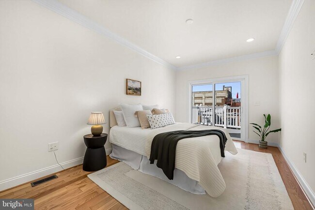 Building Photo - 1724 S Hanover St