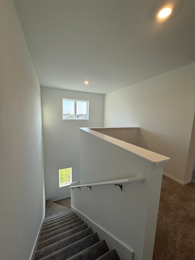 Building Photo - 6716 Memphis