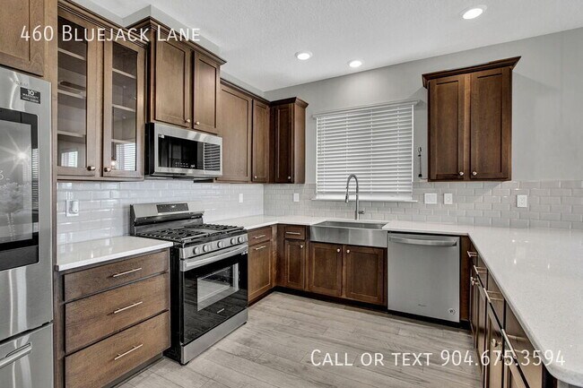 Building Photo - 460 Bluejack Ln