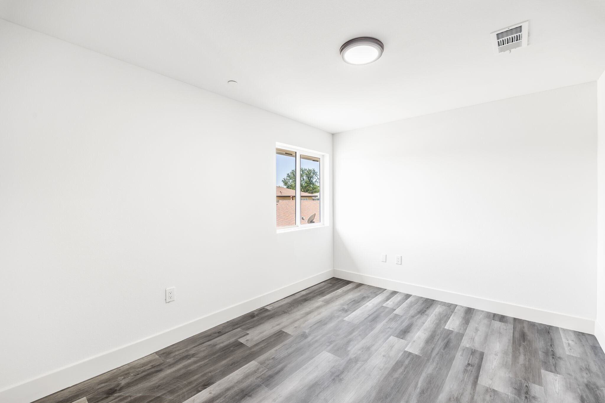 Building Photo - 2409 Cava Ct