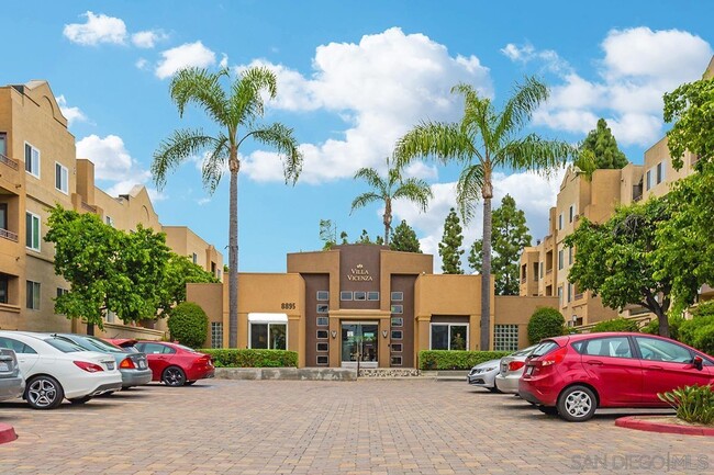 Building Photo - 3550 Lebon Dr