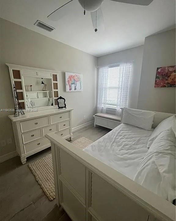 Building Photo - 7139 Greenwood Park Cir