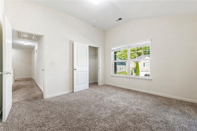Building Photo - 4467 Water Mill Dr