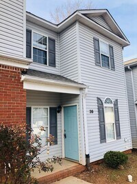 Building Photo - Close to Downtown Greer - this is a Fantas...