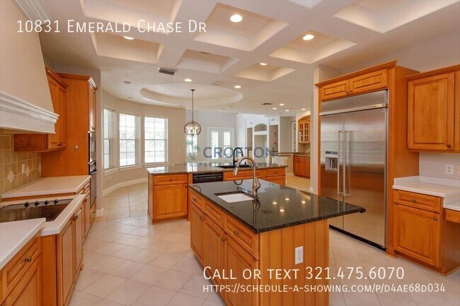 Building Photo - 10831 Emerald Chase Dr
