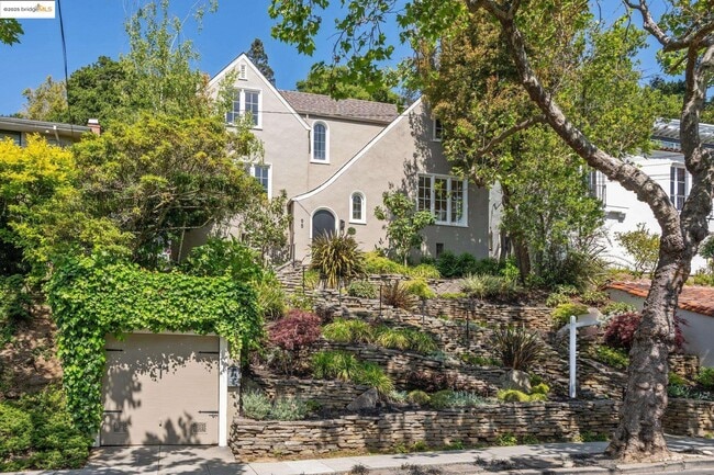 Building Photo - 95 Alvarado Pl