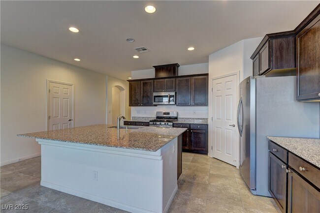 Building Photo - 26 Kaku Ridge Way