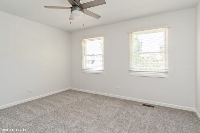 Building Photo - 1311 Ada Ln