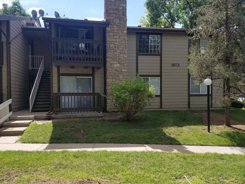 Building Photo - 1872 S Pitkin Cir