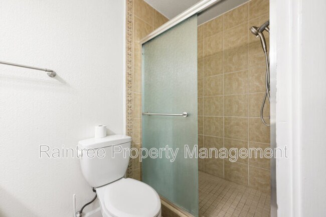Building Photo - 620 W Solana Cir