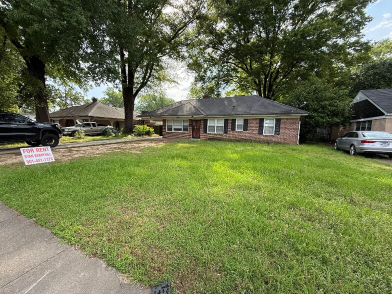 Primary Photo - 1644 S White Station Rd