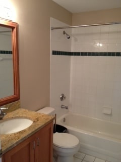 Building Photo - ***HUNTINGTON LAKES *** CONDO*** ANNUAL***...
