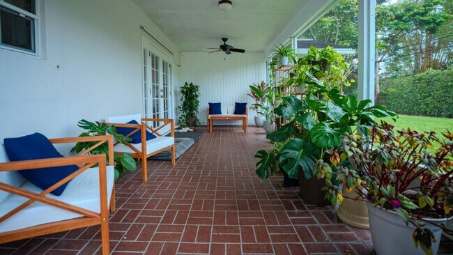 Building Photo - 79 W Rubber Tree Dr