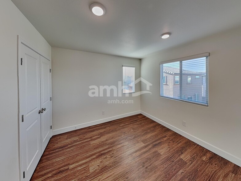 Building Photo - 96 Cabaletta Ln