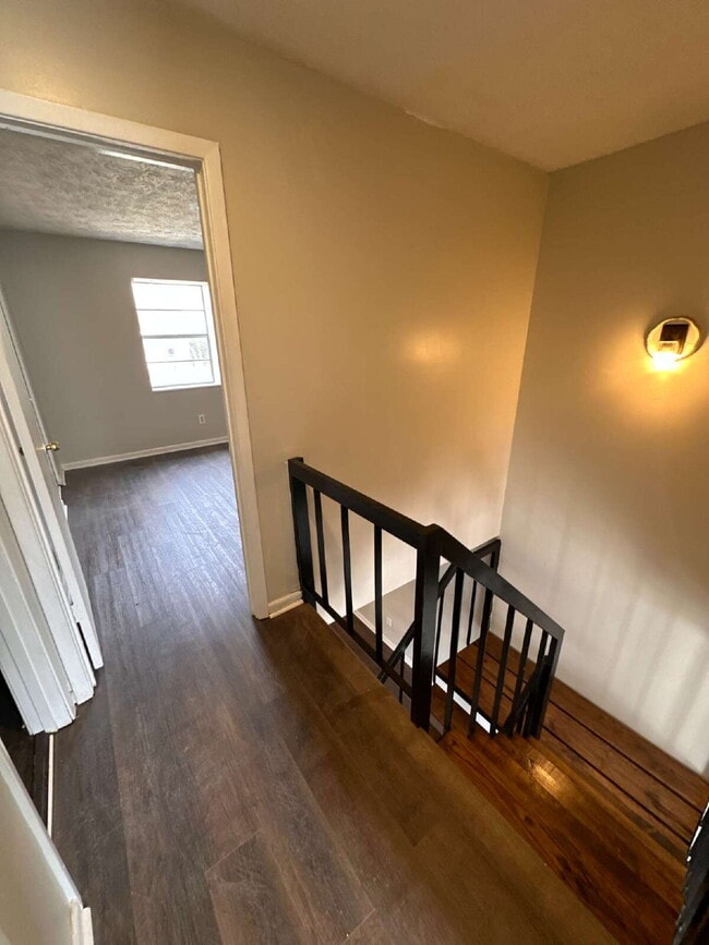 Building Photo - Move-In Special: Get approved and move in by September 10th to receive $500 OFF your first full m...