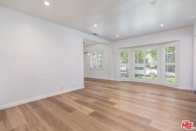 Building Photo - 10828 Stever St