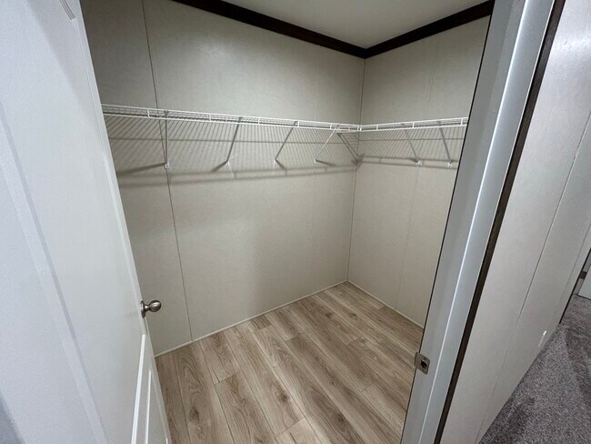 Building Photo - 3617 N Grand Ave E