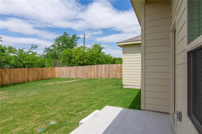 Building Photo - 6721 Hartlage St