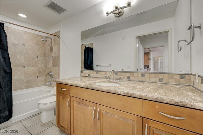 Building Photo - 8255 S Las Vegas Blvd