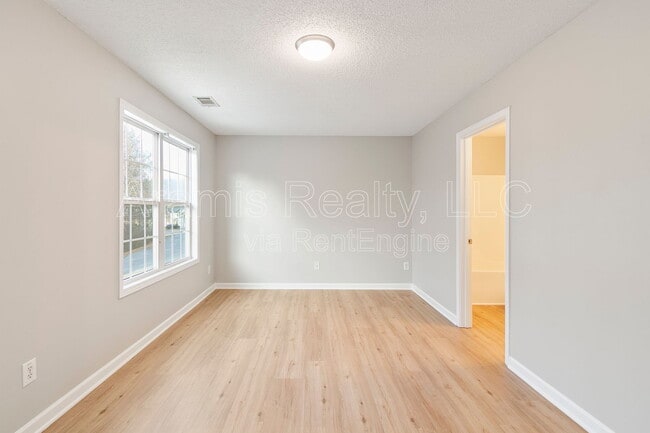 Building Photo - 129 Prospect Path