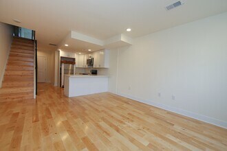 Building Photo - 1725 Arlington St