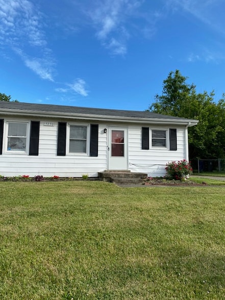 Primary Photo - 3230 Aqueduct Dr