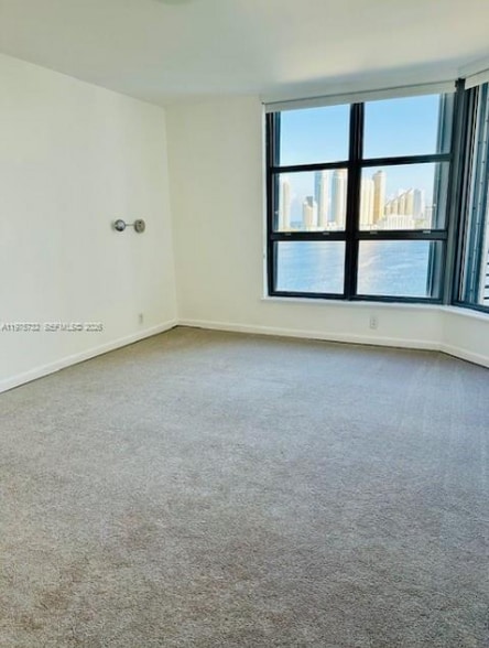 Building Photo - 3530 Mystic Pointe Dr