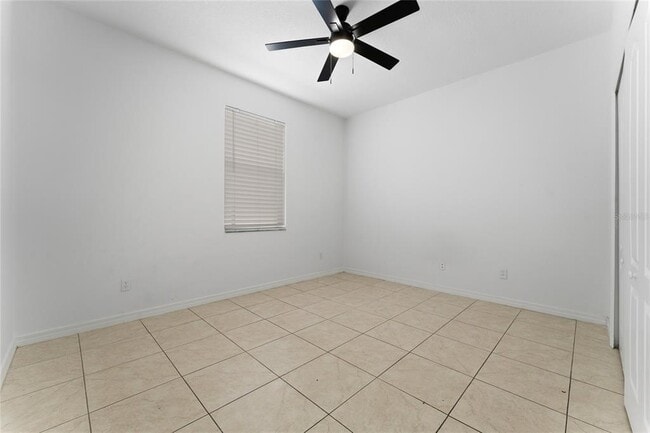 Building Photo - 4932 Olde Kerry Dr