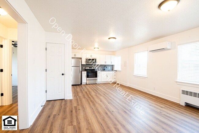 Building Photo - 1823 Griswold Dr