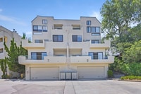 Building Photo - 430 Portofino Dr
