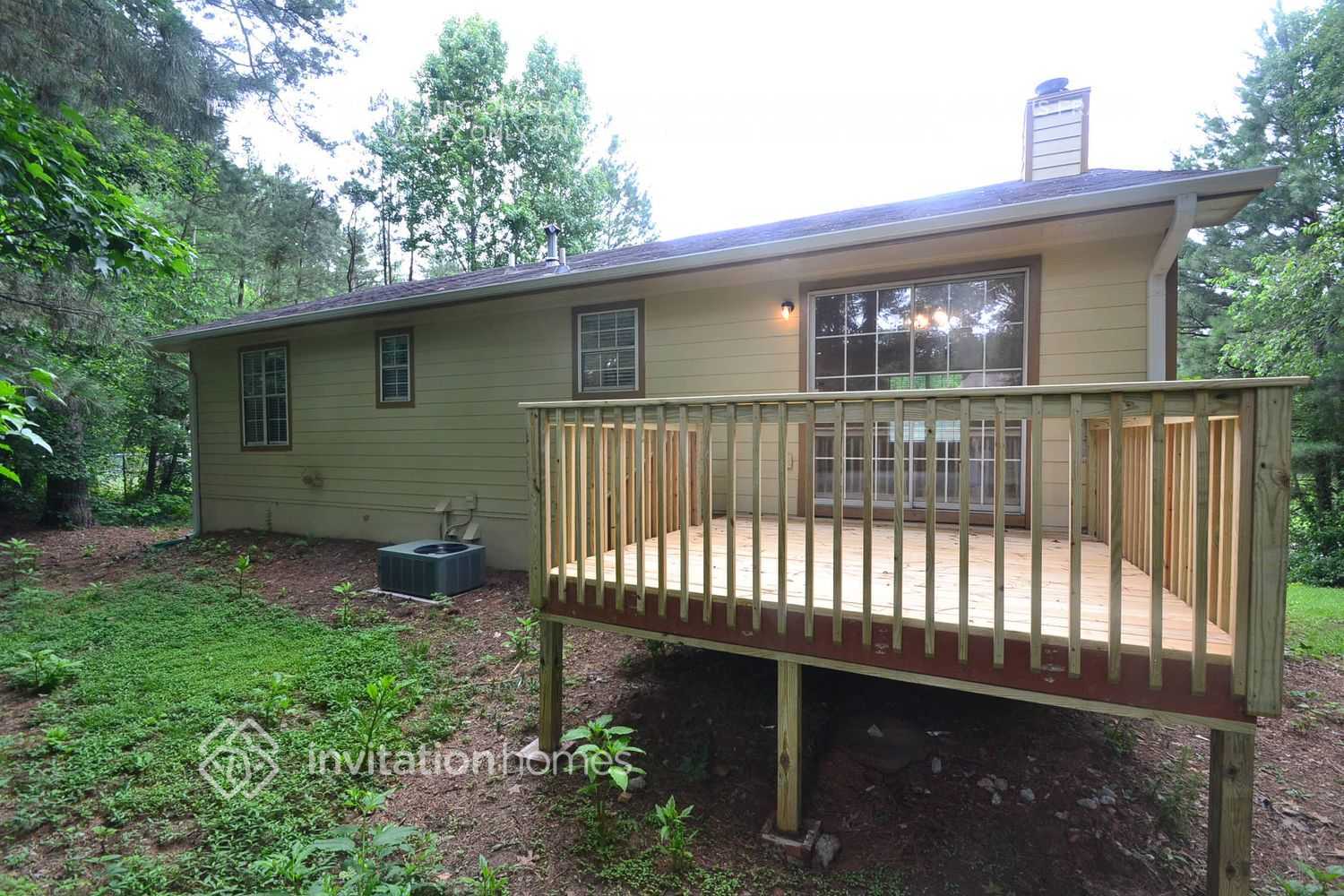 Building Photo - 2289 Chestnut Pl