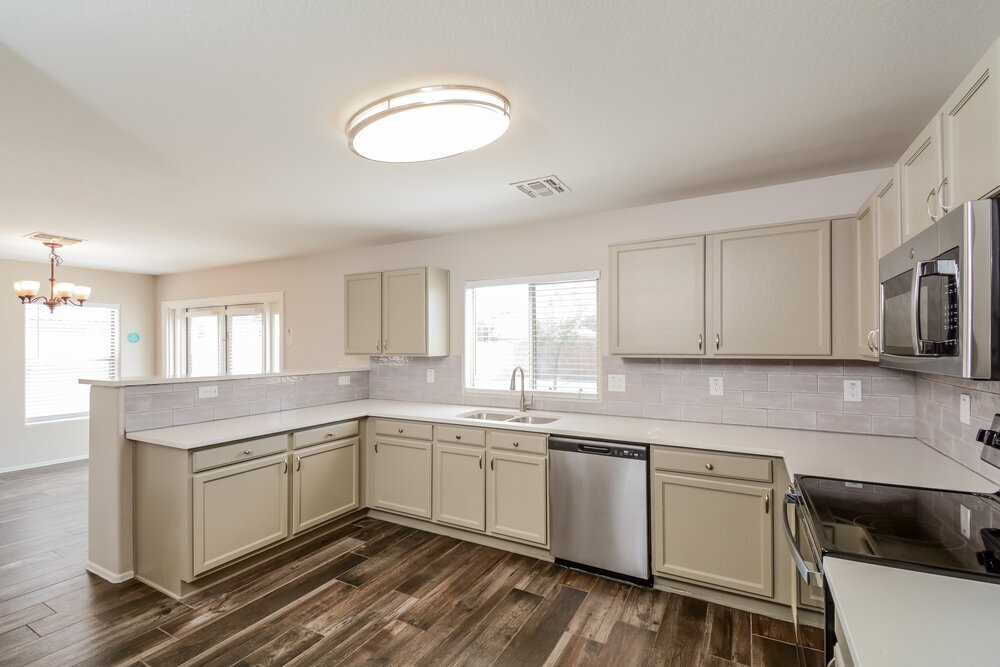 Building Photo - 6517 W West Wind Dr