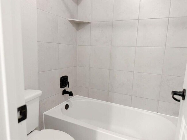 Building Photo - 3804 Tango Ct