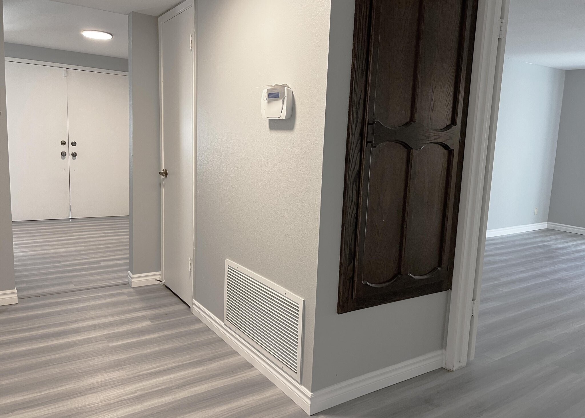 Building Photo - 20433 Pacific Dr