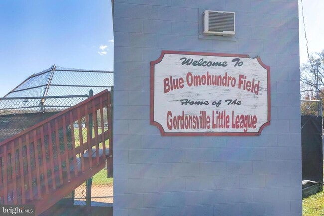 Building Photo - 11244 Blue Ridge Ct