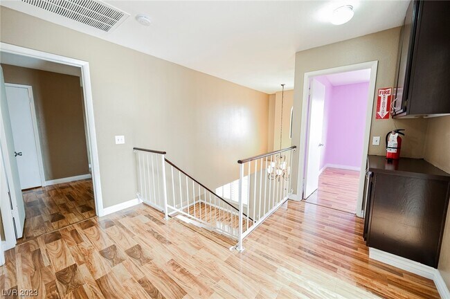 Building Photo - 109 Elegante Way