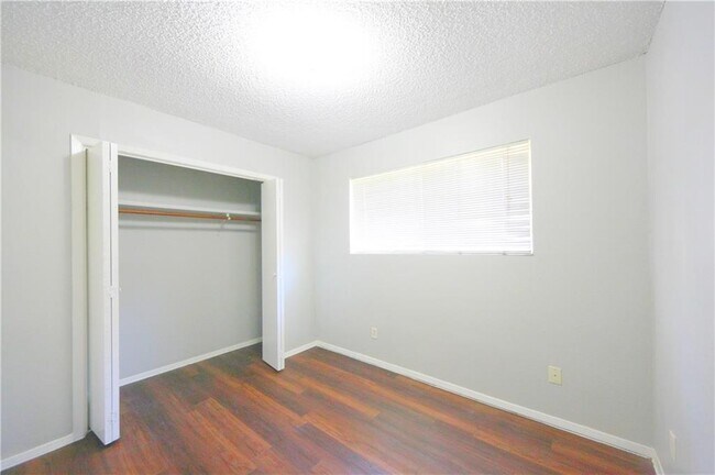 Building Photo - 1013 Fieldwood Dr