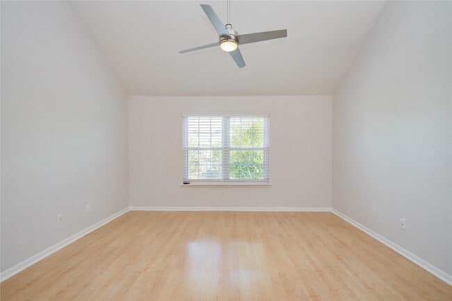 Building Photo - 2910 Grants Lake Blvd