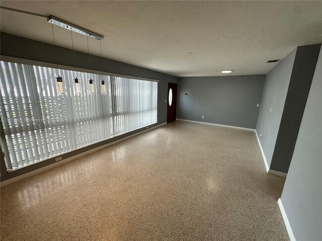 Building Photo - 8845 SW 21st Terrace