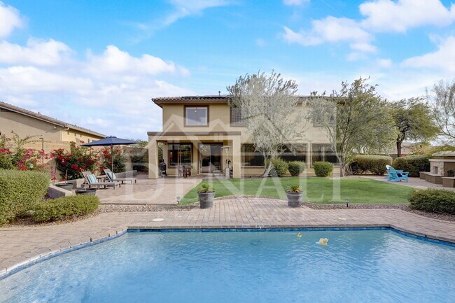 Building Photo - 40844 N Union Trail