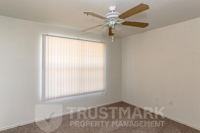 Building Photo - 700 S Amy Ln