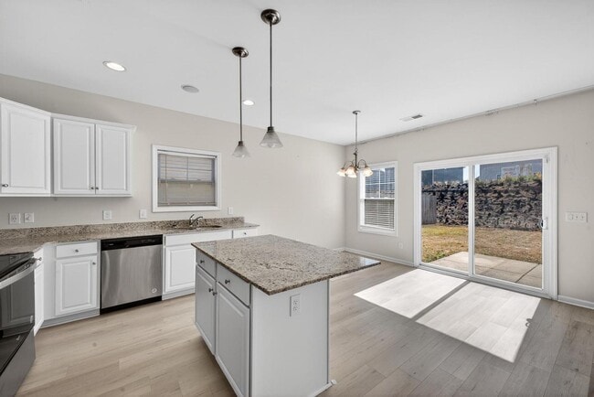 Building Photo - 4119 Thimbleberry Dr