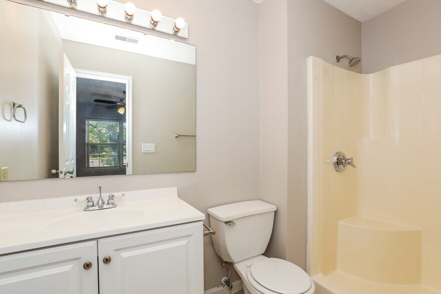 Building Photo - 2816 Coopersmith Ct