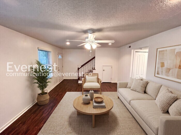 Building Photo - 5510 Country Dr