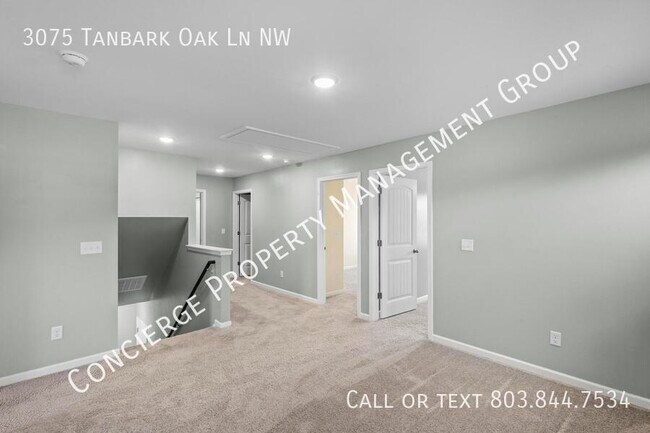 Building Photo - 3075 Tanbark Oak Ln NW