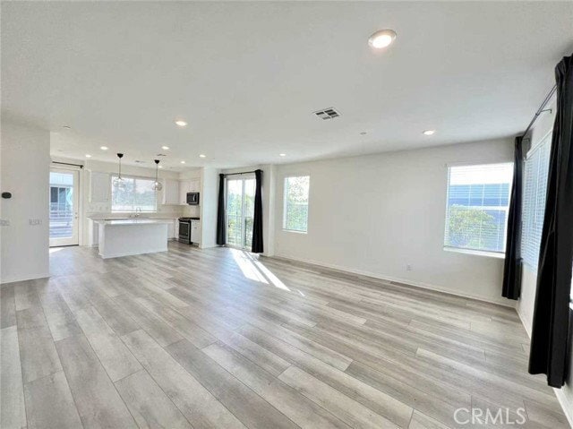 Building Photo - 229 Steely